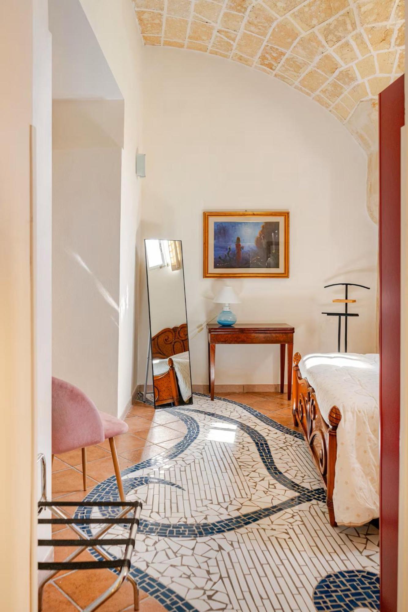 B&B Corte Dei Memoli Di Margiotta Giuseppina Лечче Екстер'єр фото